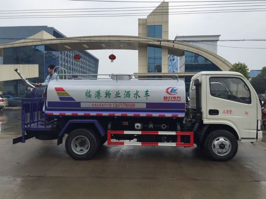 東風多利卡5噸灑水車 國四四達5噸灑水車