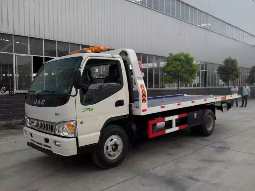 江淮駿鈴一拖二清障車廠家電話