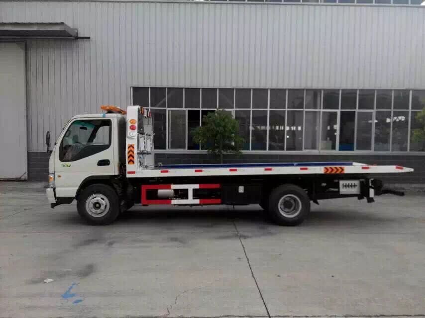 江淮駿鈴一拖二清障車廠家電話