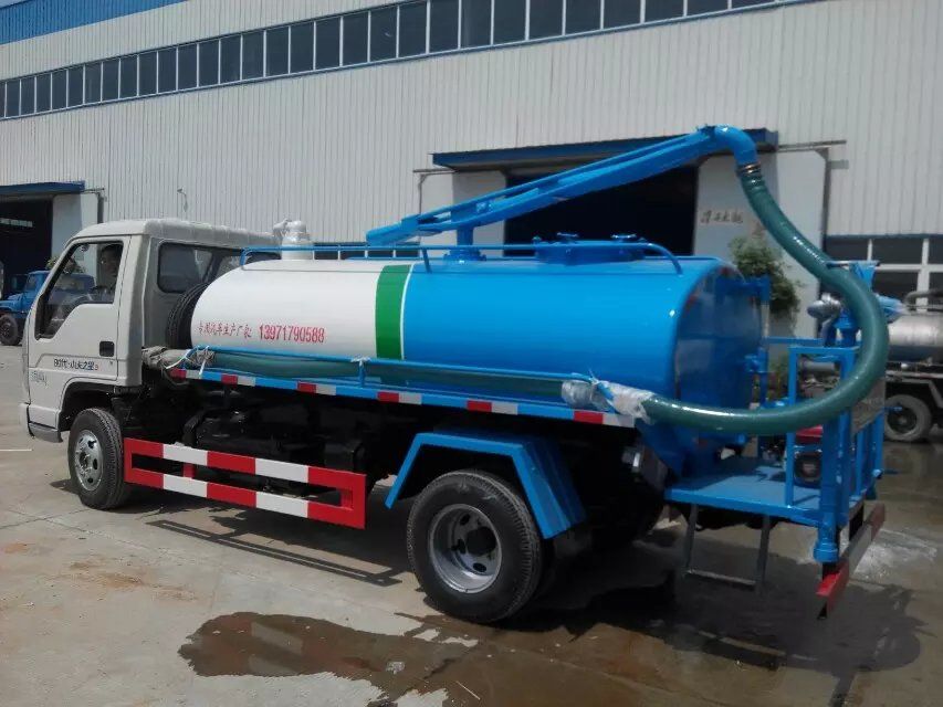 福田時代吸糞灑水車