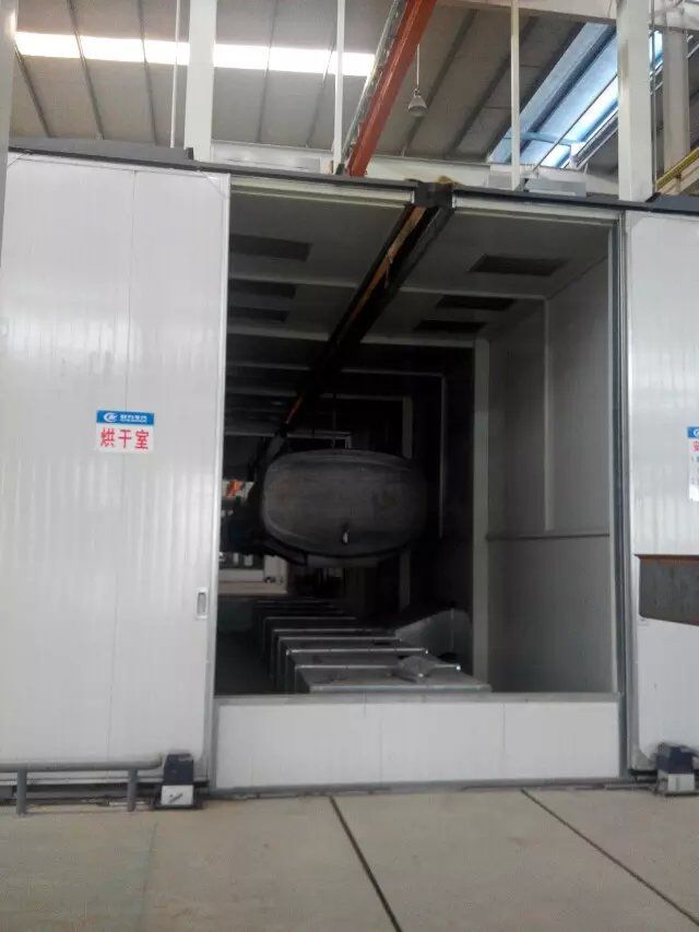 灑水車烤漆車間