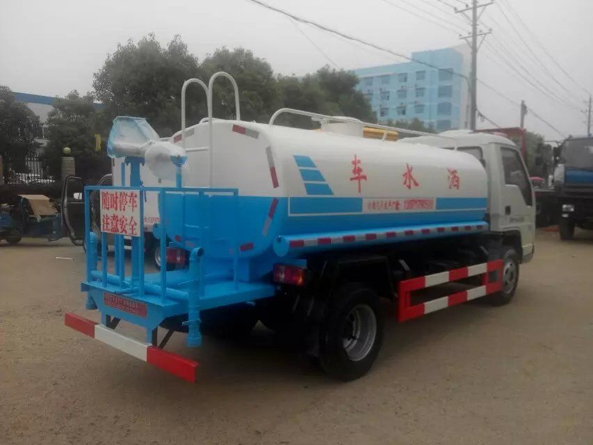 福田時代5噸灑水車