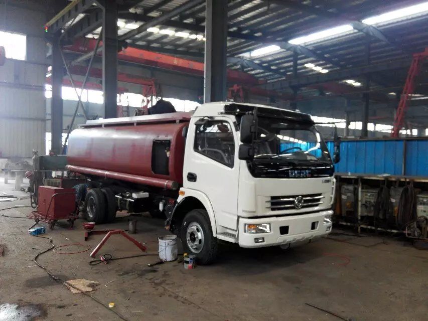 東風多利卡8.5方流動加油車圖片
