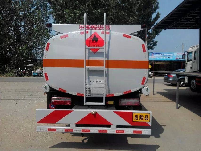 東風多利卡8.5方流動加油車圖片