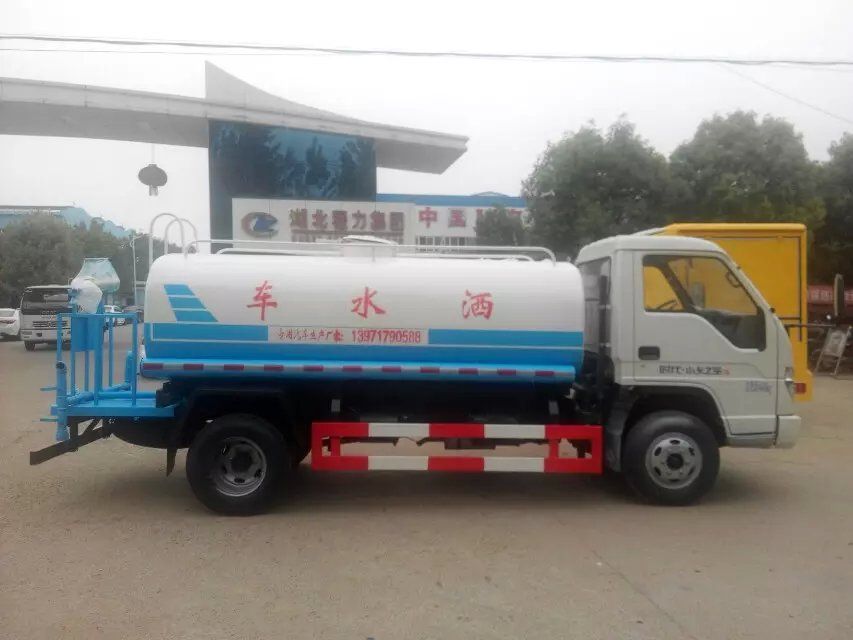 福田時代不上牌5噸灑水車圖片