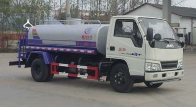 江鈴新順達4噸灑水車