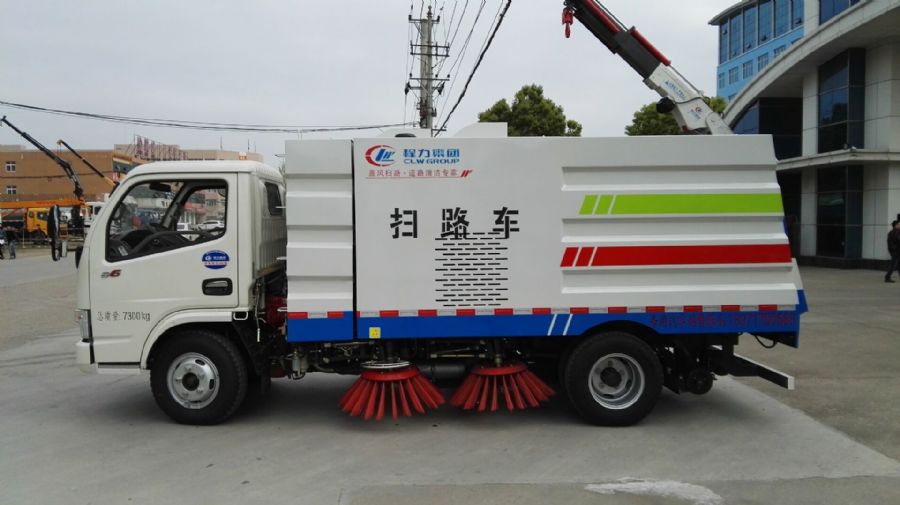 東風小多利卡掃路車圖片價格