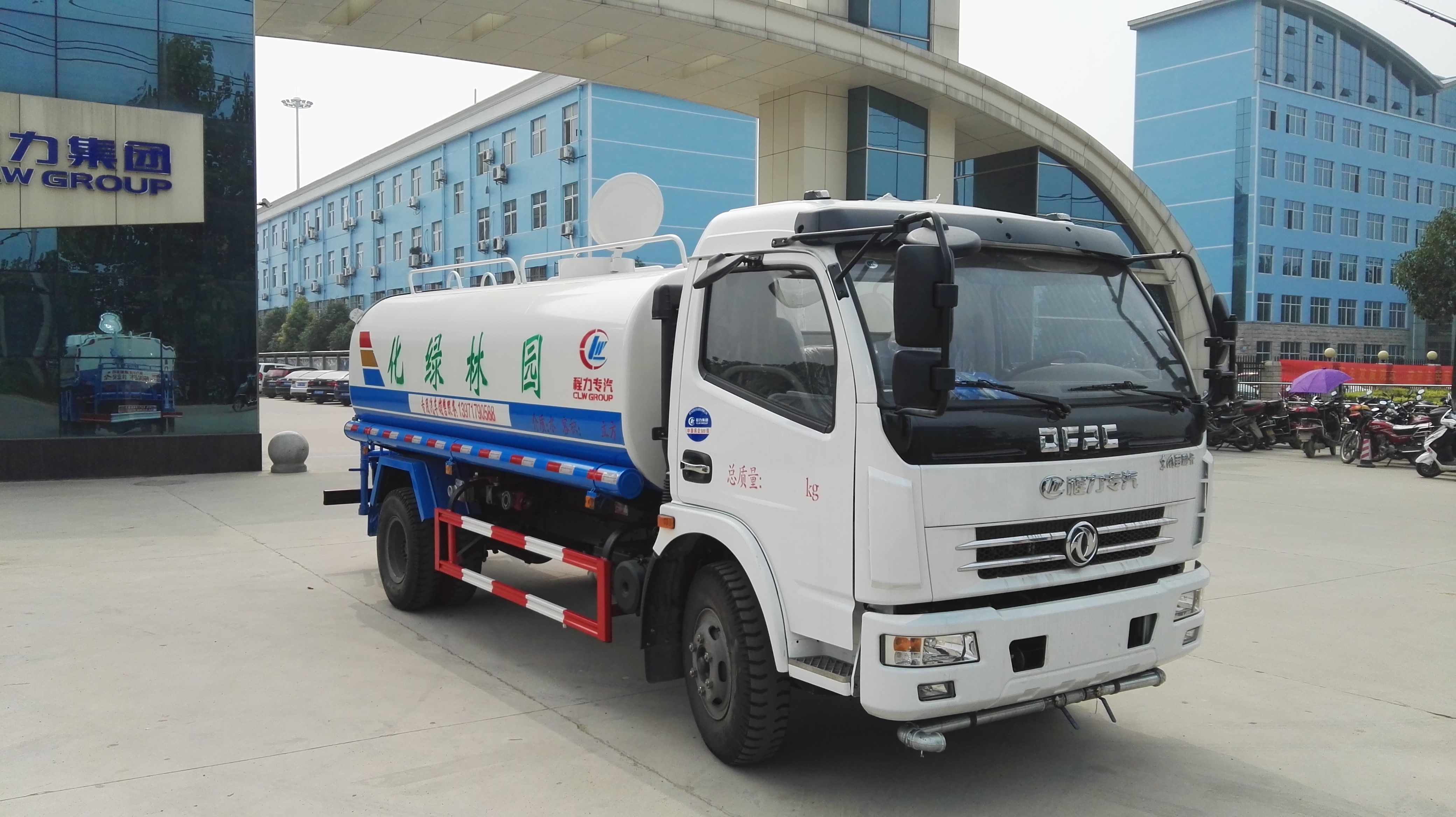 10噸灑水車圖片