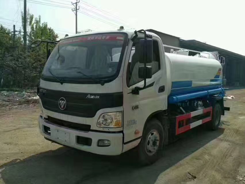 福田歐馬可9噸灑水車